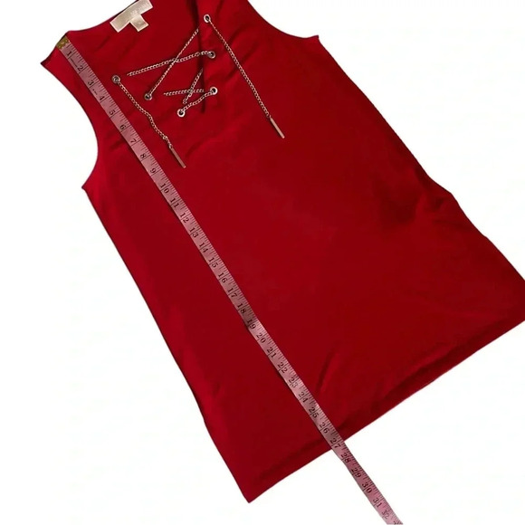 MICHAEL KORS Red Sleeveless Stretchy Blouse V-Neck w/ Silver Chain Detail - Picture 4 of 8
